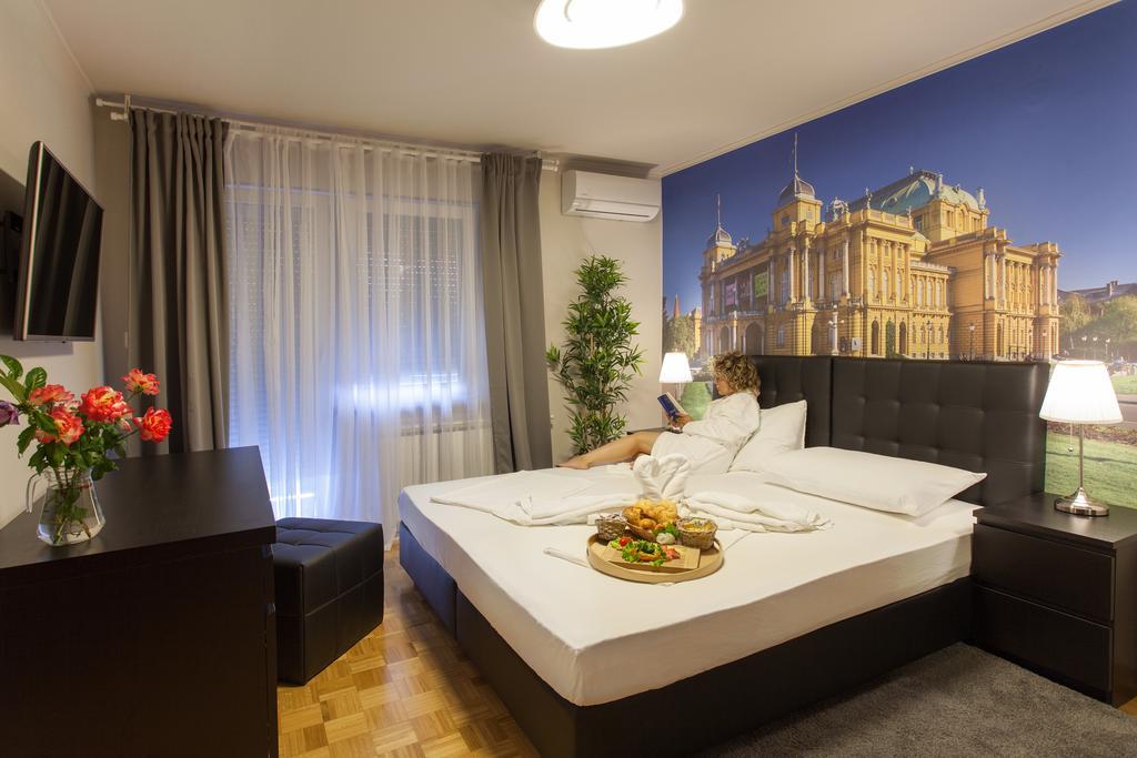 Gec Hotel Zaprešić Kültér fotó